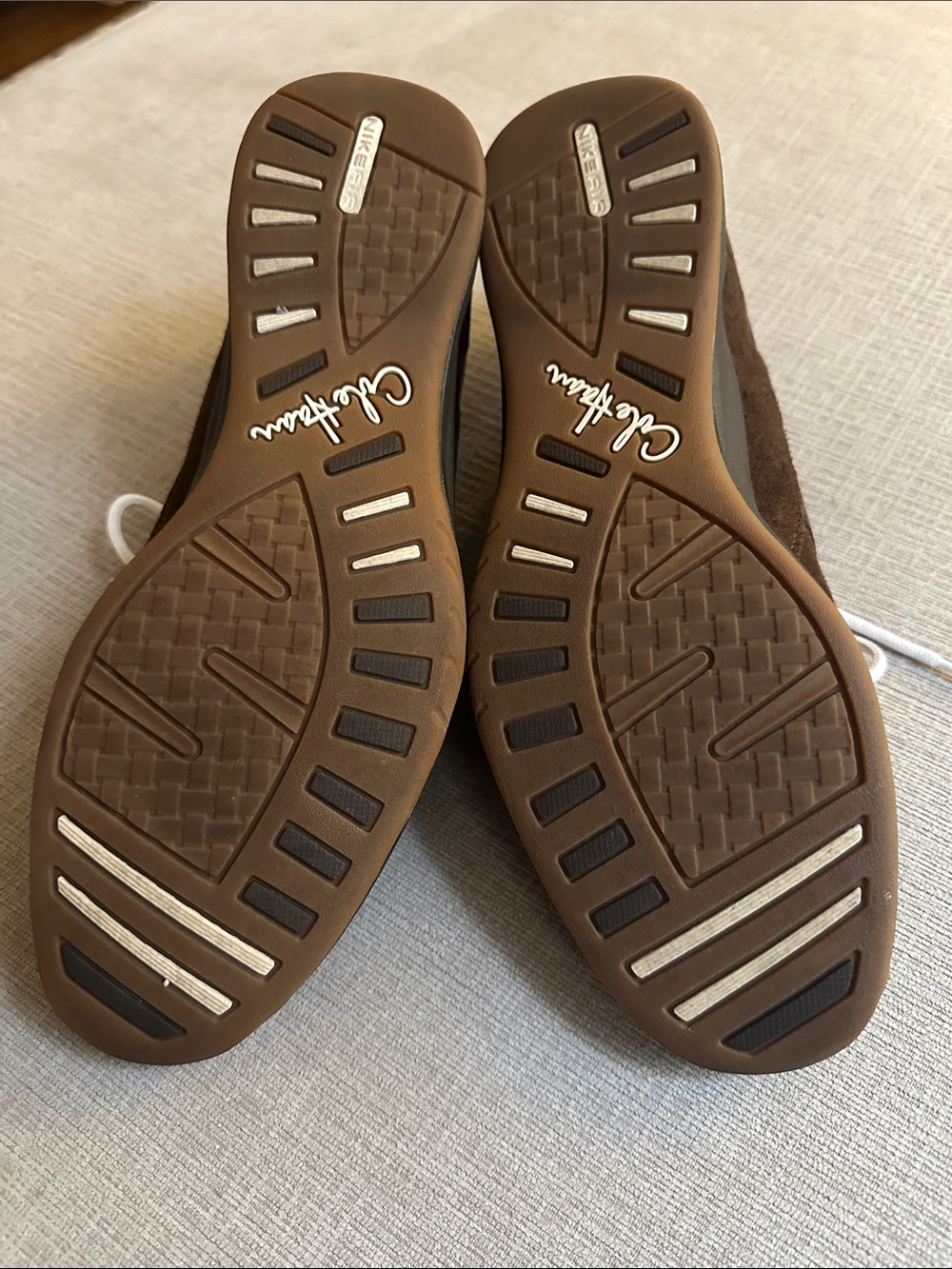 Brown Suede & Patent Leather women’s Sneakers - Chukkalike Lace-Up - Picture 2 of 4